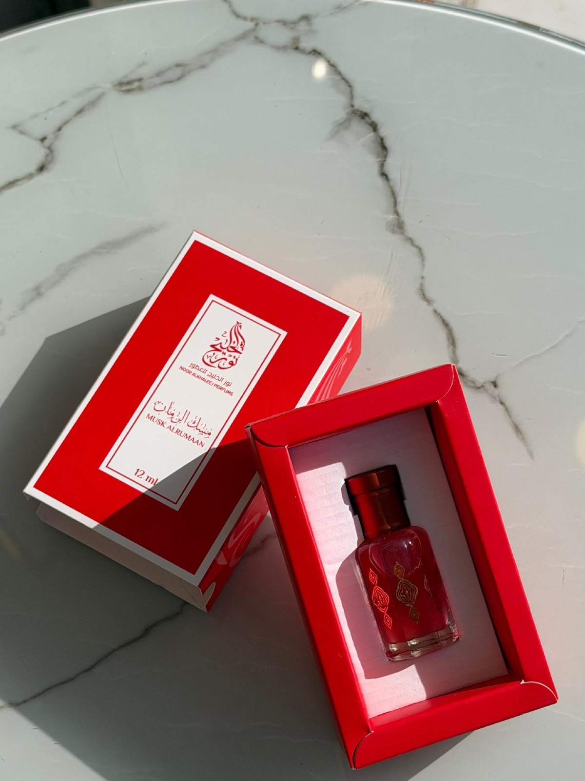 Noor Alkhaleej Musk Alrumaan 12ml concentrated perfume oil with red gift box