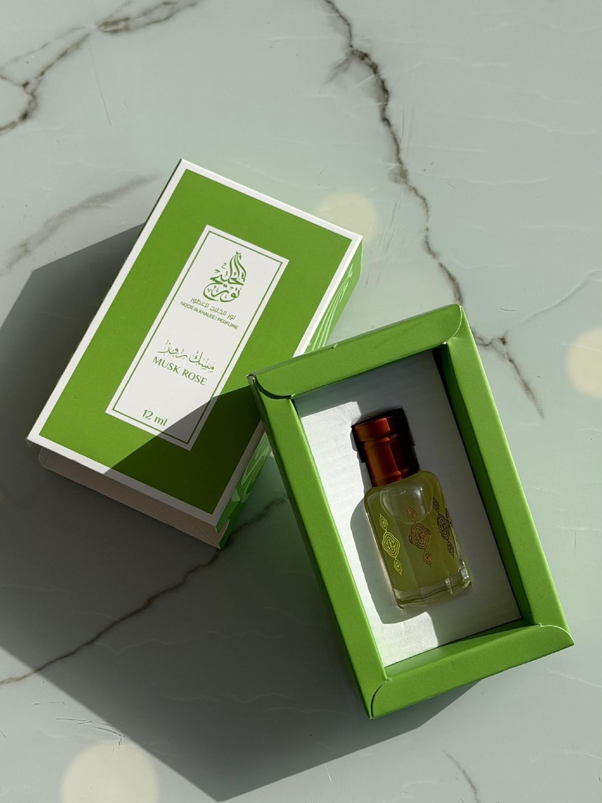 Noor Alkhaleej Musk Rose 12ml concentrated perfume oil with green gift box