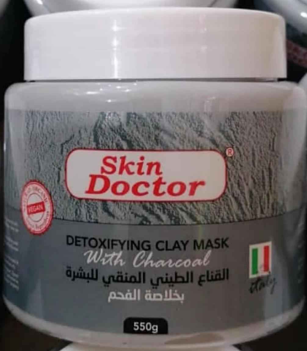DOXIFYING CLAY MASK With Charcoal